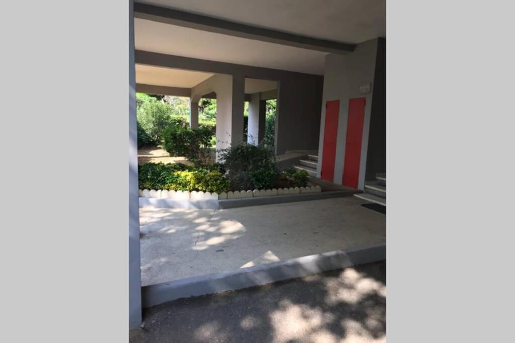 Bel Appartement Avec Vue Et Parking Prive Béziers Kültér fotó