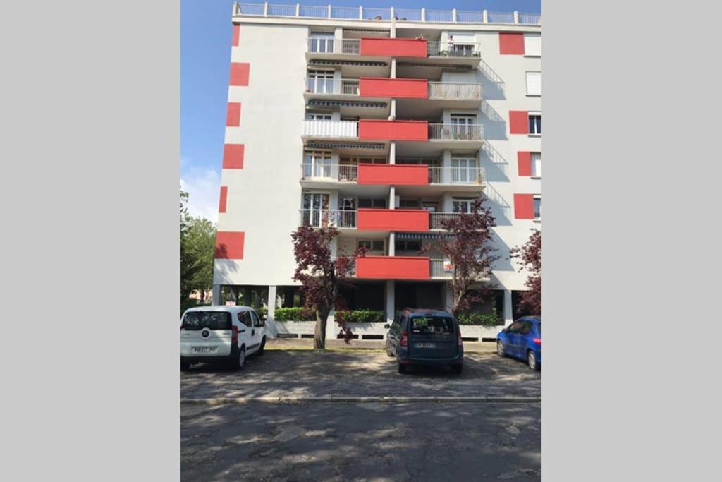 Bel Appartement Avec Vue Et Parking Prive Béziers Kültér fotó